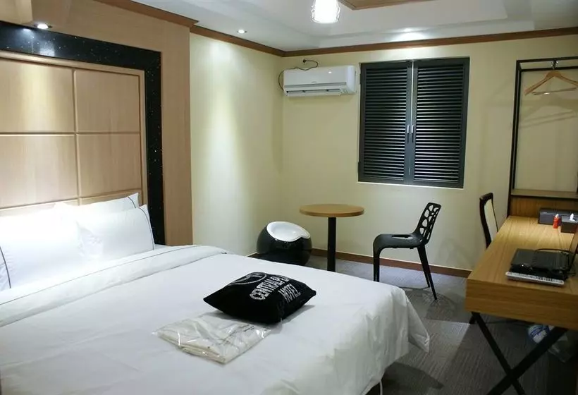 Fotos del hotel Central Plaza:  15