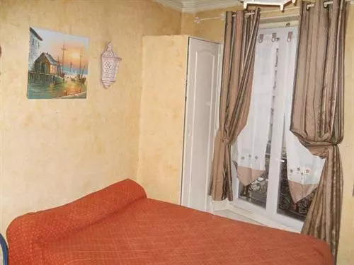 Fotos del hotel Du Petit Trianon:  9
