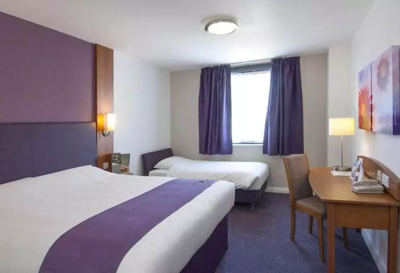 Fotos del hotel Premier Inn London Stratford:  8