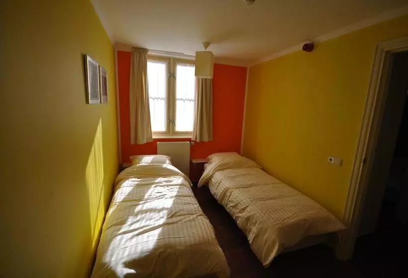 Old City Amsterdam Bed And Breakfast