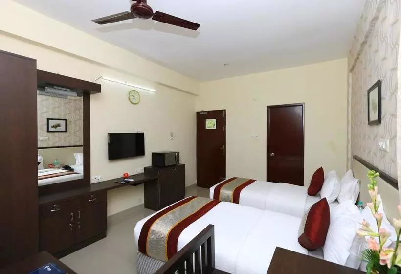 Fotos del hotel Oyo 4917 Near Sathyabama University:  23
