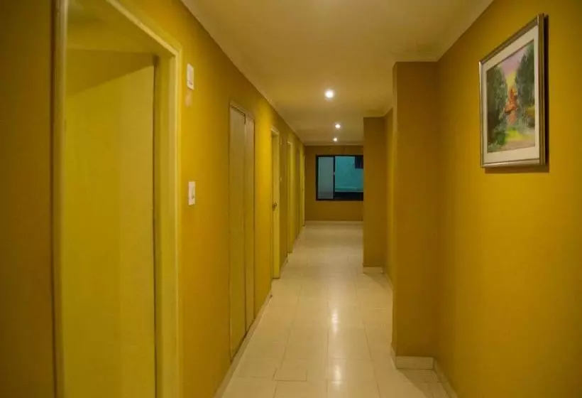 Fotos del hotel Oyo 4230  Richi Regency 1:  11