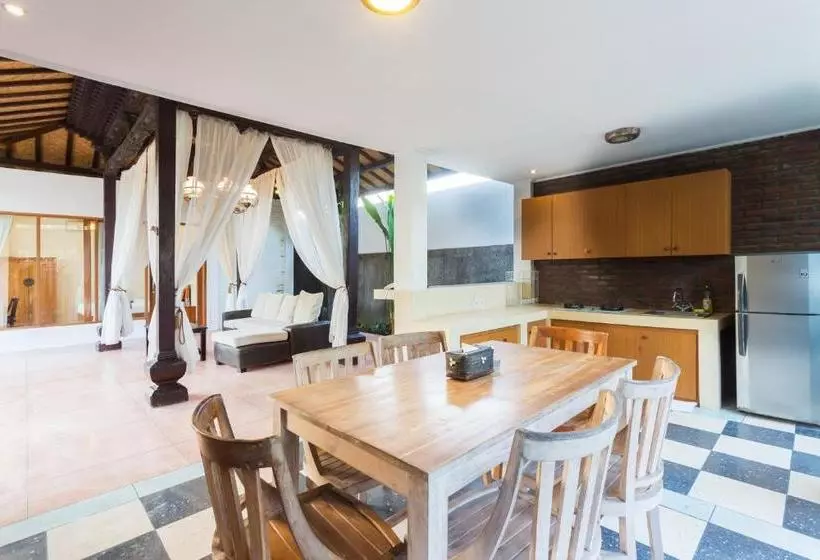 Fotos del hotel Anyar Sari Villa:  10