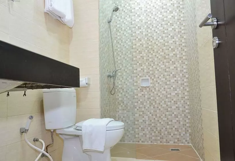 Fotos del hotel Zen Rooms Basic Kedung Sari Wonorejo:  18