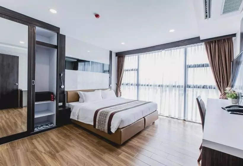 Fotos del hotel Golden Jomtien Beach:  12