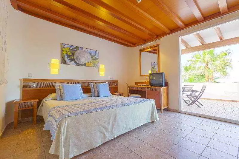 Fotos del hotel Sirenis Club Siesta :  25