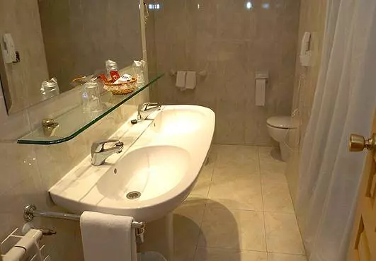 Fotos del hotel Lur Gorri:  4