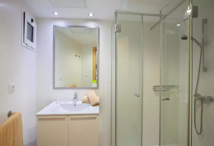 Fotos del hotel Revoli:  8