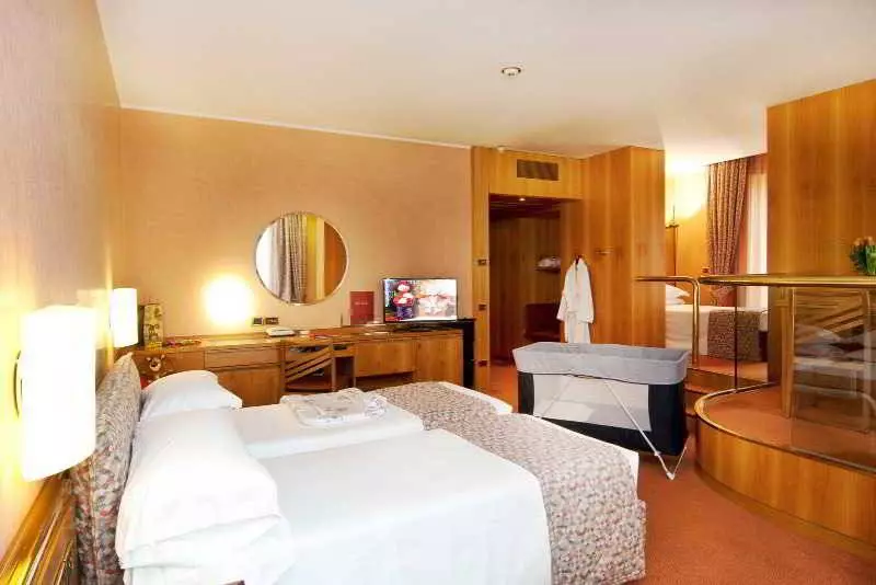 Fotos del hotel Michelangelo:  7