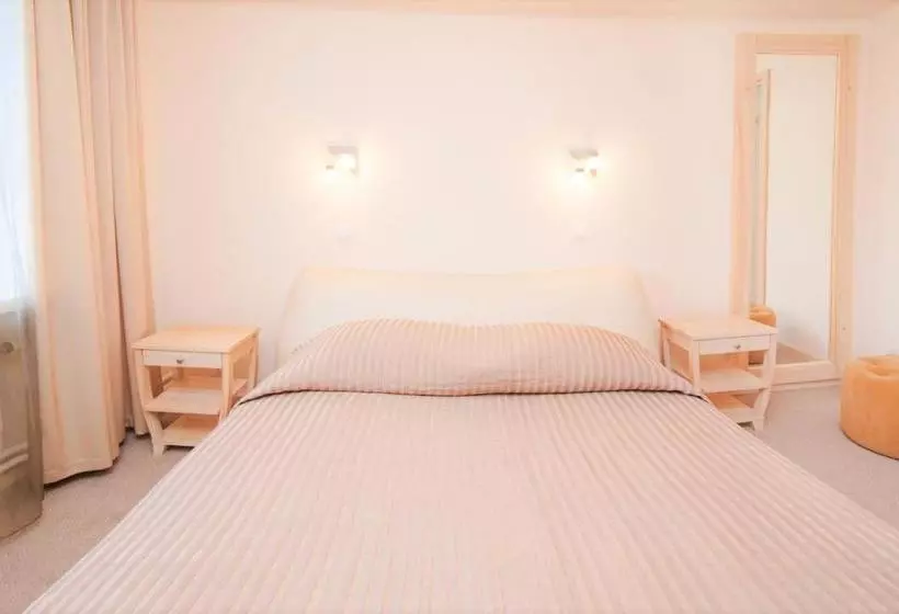 Fotos del hotel Rija  Tia:  9