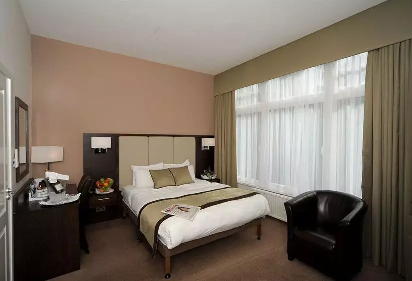 Fotos del hotel The Raglan:  9