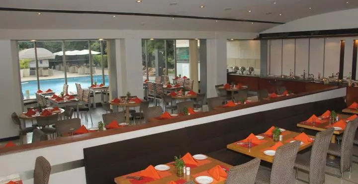 Fotos del hotel Sun-n-Sand Pune:  10