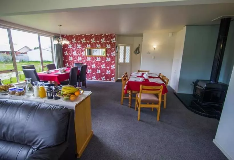 Fotos del hotel Te Anau Lakefront B&b:  10
