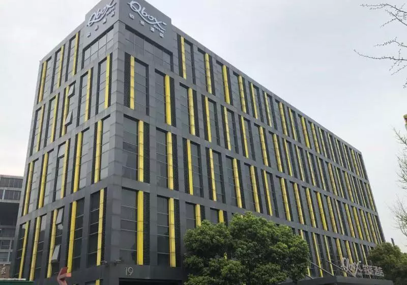 Q Box Hotel Shanghai Meilong