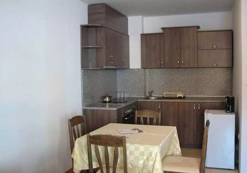 Fotos del hotel Yassen Apartments:  4