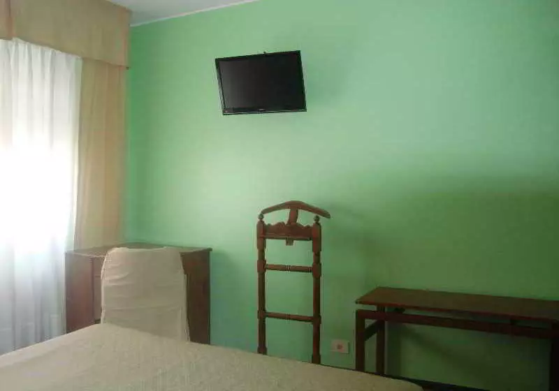 Fotos del hotel Puerta Del Sol:  6