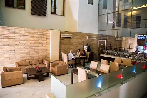 Fotos del hotel La Suite:  2