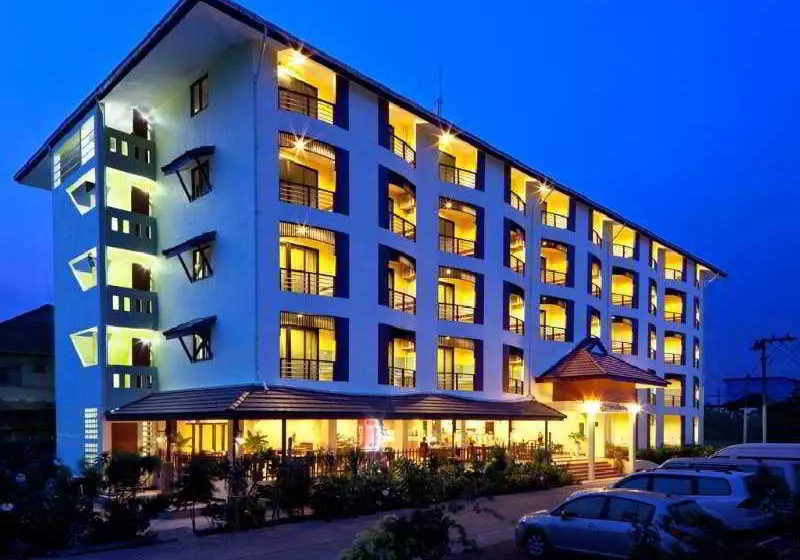 Siam Place Airport (Suvarnabhumi Airport)