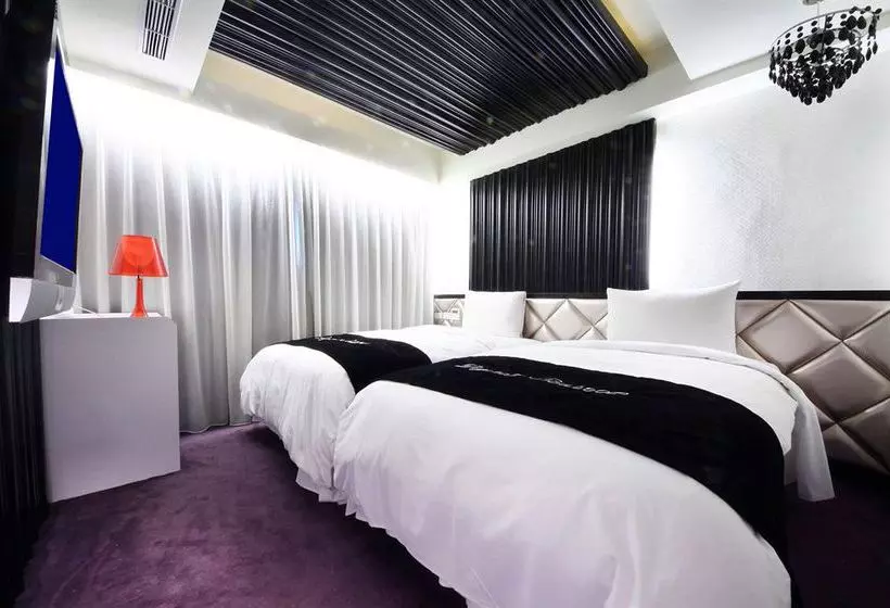 Fotos del hotel The Longstay:  12