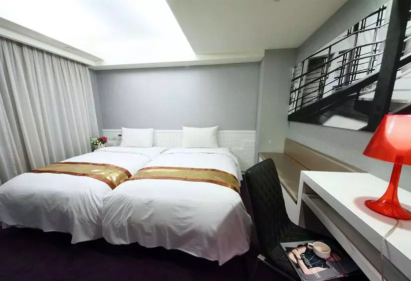 Fotos del hotel The Longstay:  9