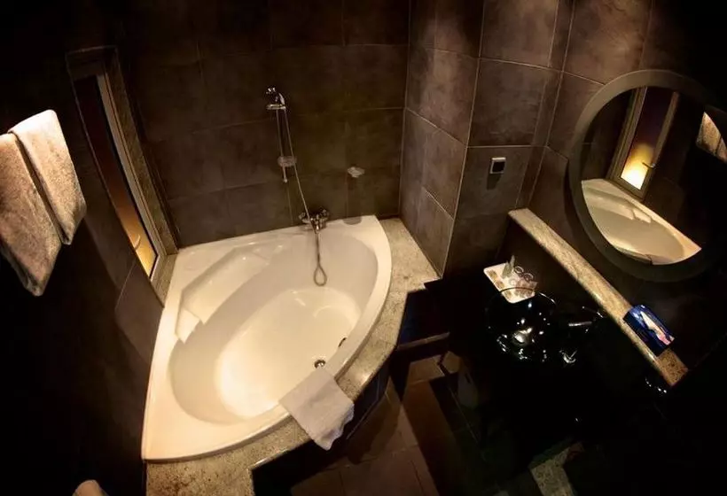 Fotos del hotel Hotel Le Saint-Denis:  6