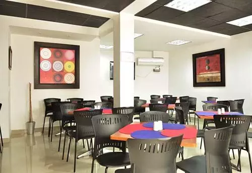 Fotos del hotel Innova Centro Internacional:  10