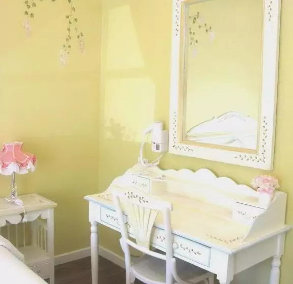 Fotos del hotel Oberry Resort:  12