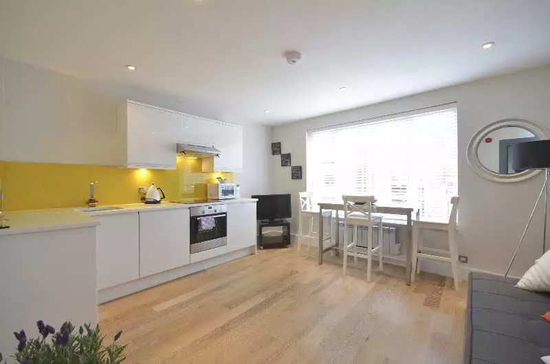 Fotos del hotel West End Living:  10