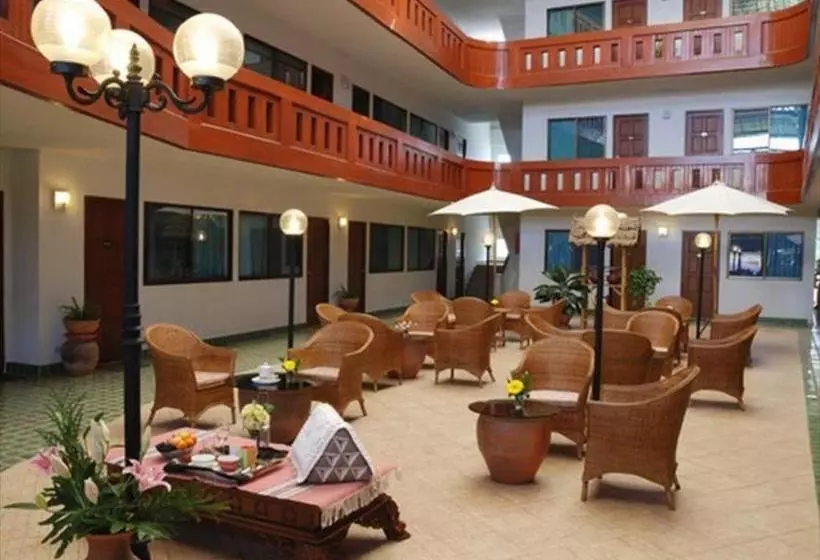 Fotos del hotel Tawan Court:  3