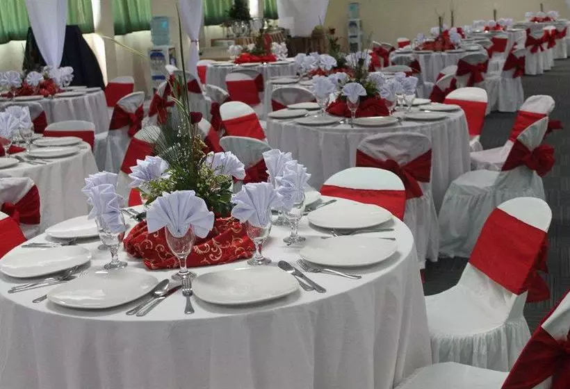 Fotos del hotel Days Hotel Cebu  Toledo:  3