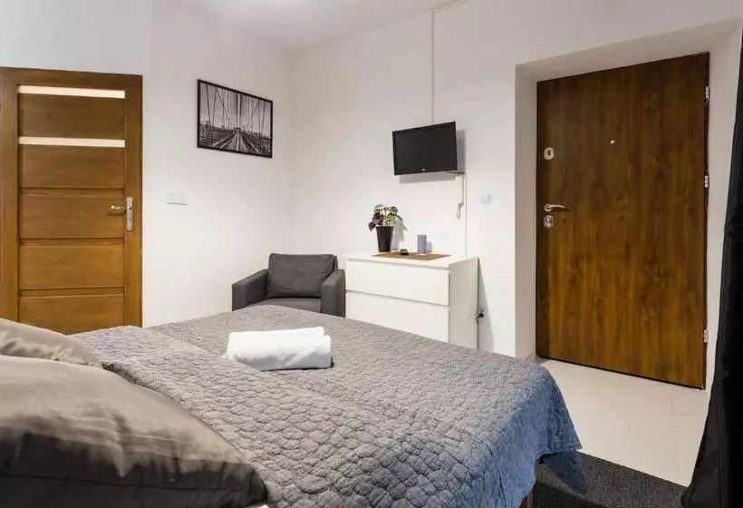 Fotos del hotel Nobel Suites:  5