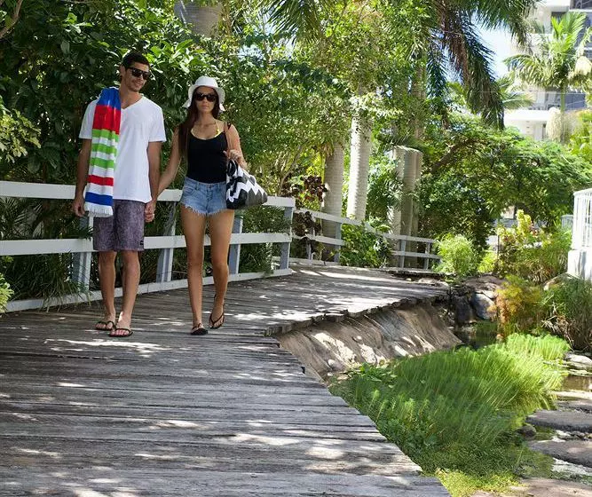 Fotos del hotel Surfers Mayfair:  9