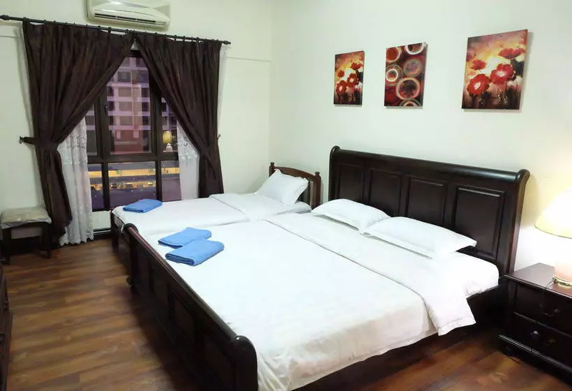 Fotos del hotel North Borneo Paradise @ Marina Court Resort Condo:  2