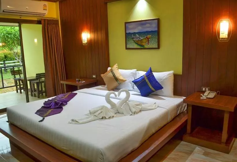 Fotos del hotel The Villa Laemhin Lagoon Resort:  6