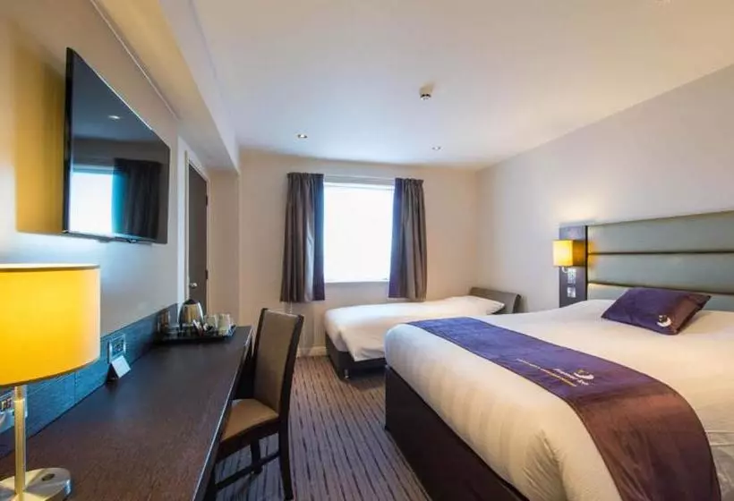 Fotos del hotel Premier Inn London Wandsworth:  11