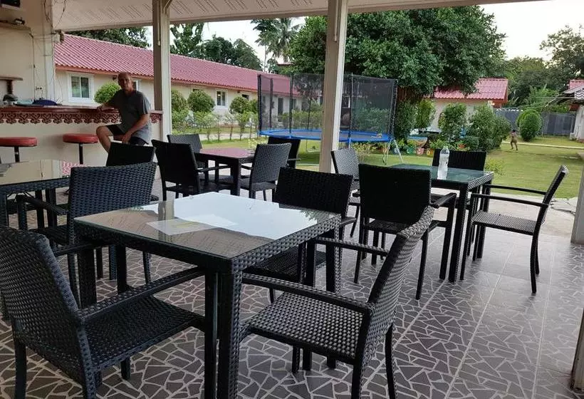Fotos del hotel Moon River Resort:  6
