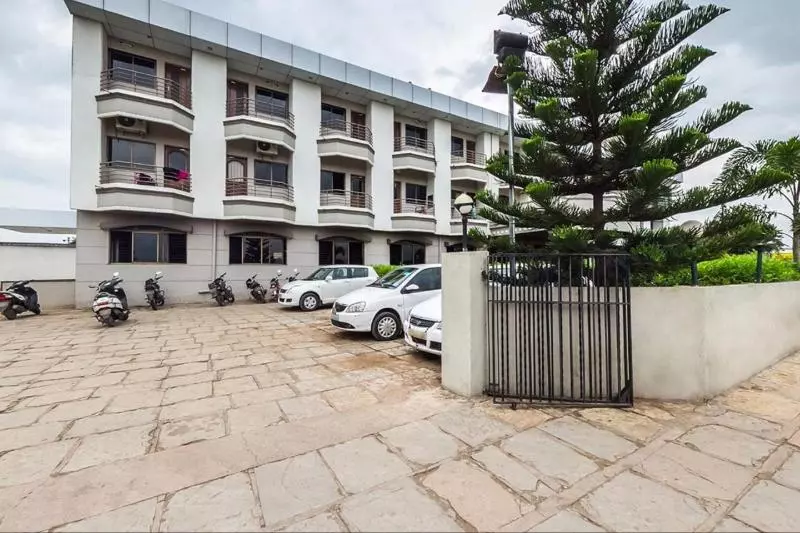 Pleasant Stay, Bijapur