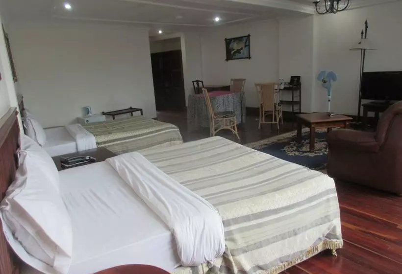 Fotos del hotel The Naura Springs:  14