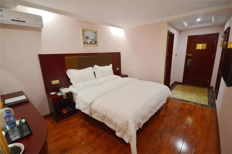 Fotos del hotel Greentree Inn Haiguang Temple:  6