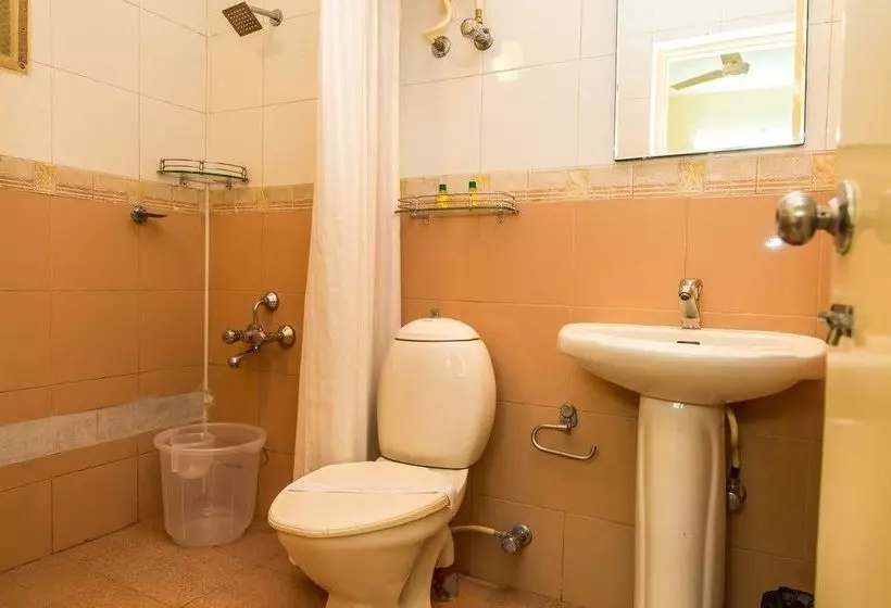 Fotos del hotel Mint Queensway Suites:  8