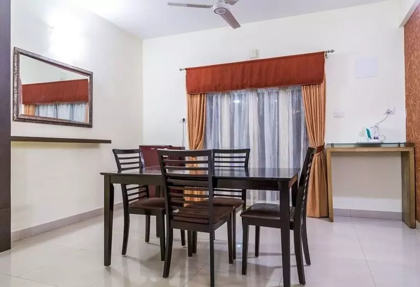 Fotos del hotel Mint Queensway Suites:  25