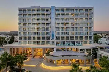 Radisson Beach Resort Larnaca