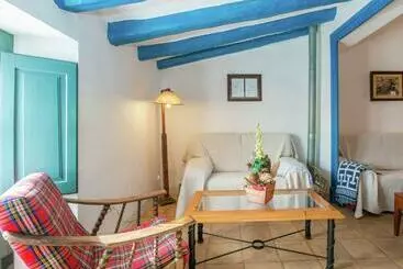 Charming Cottage Only 5 Minutes From City Centre - Pacs del Penedes