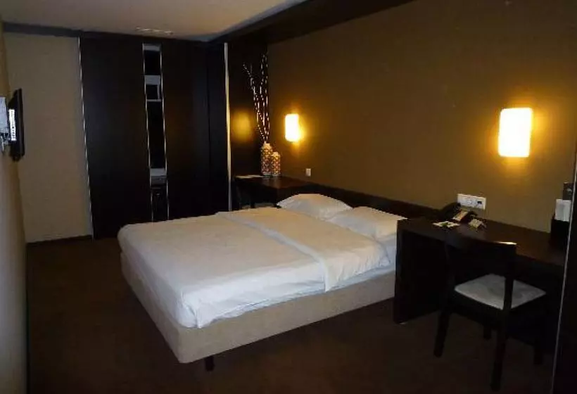 Fotos del hotel Expo Astoria:  2