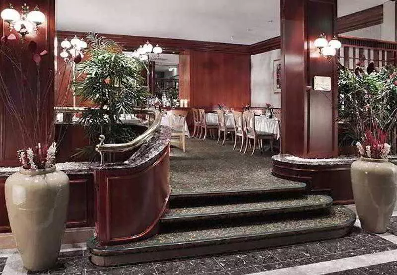 Fotos del hotel Renaissance Zurich Hotel:  3