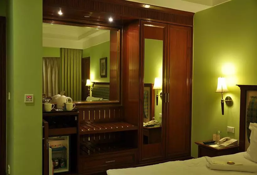 Fotos del hotel The Uppal an Ecotel Hotel New Delhi:  2