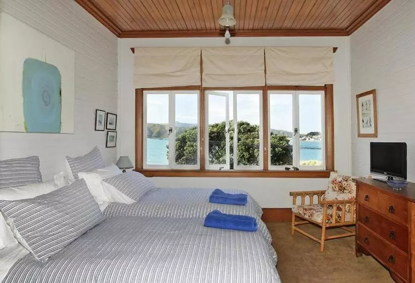 Fotos del hotel Beachfront Wellington Bed And Breakfast:  10