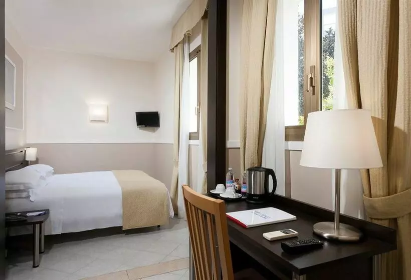 Fotos del hotel The Church Village:  19