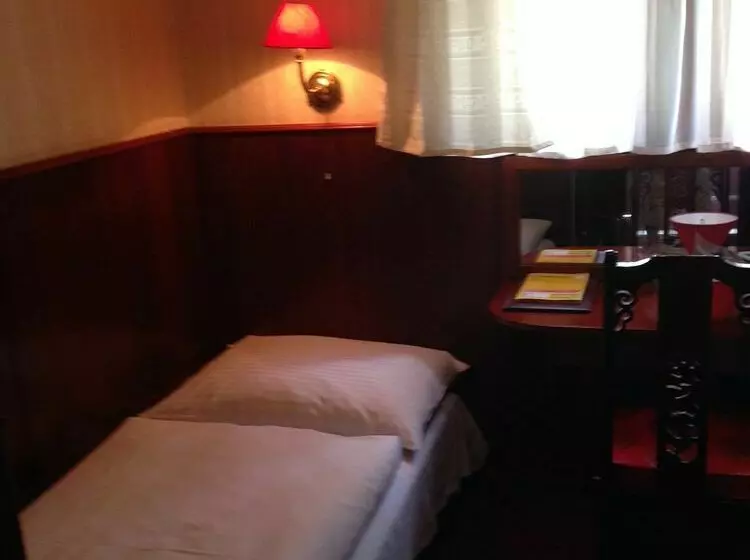 Fotos del hotel Botel Marina:  14