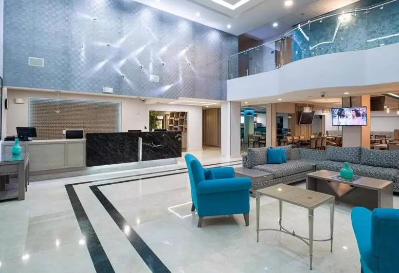 Fotos del hotel Wingate By Wyndham Chihuahua:  4